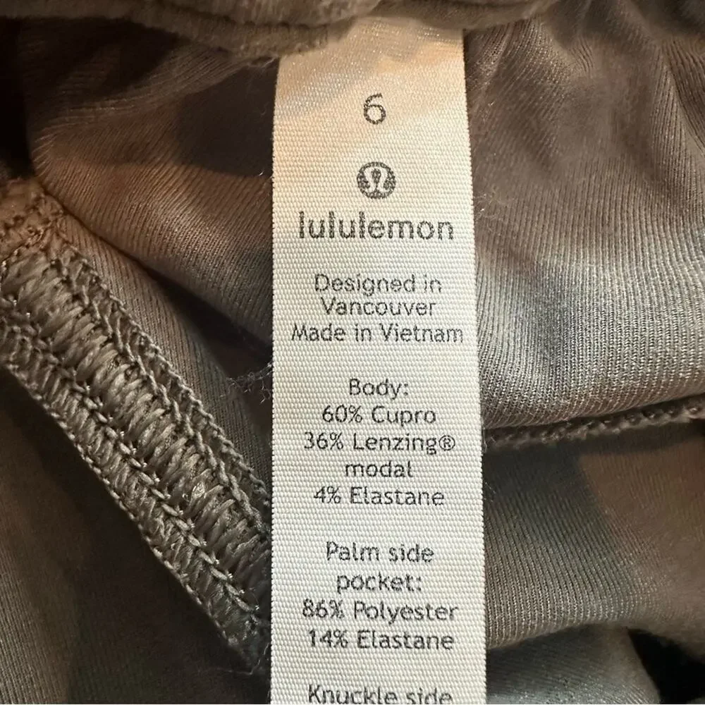 Lululemon Dynamic Days Gray Sage Cupro Modal Athleisure Trouser Pants size 6
